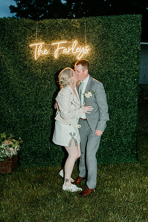 Farley 718